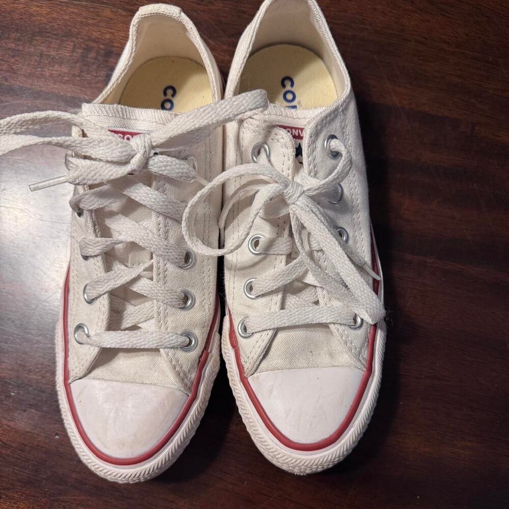 White converse all stars‎